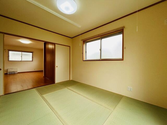 緑区定納山２丁目の和室