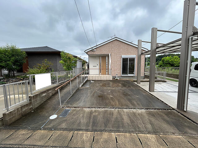 緑区定納山２丁目の外観