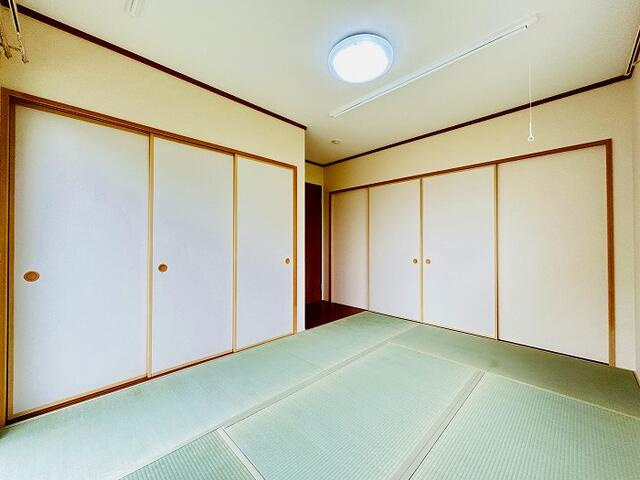 緑区定納山２丁目の和室