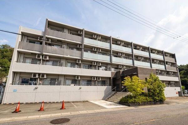 カレッジヒルズ竹ノ山
