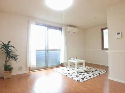【居間・リビング】 | シルキー・ブランチA【SHM】 | ※別部屋参考写真