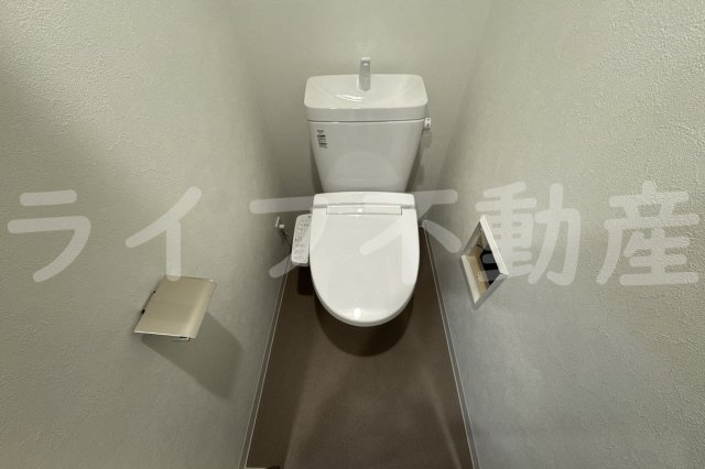 プレサンス長田レジェールのトイレ|落ち着いたトイレです