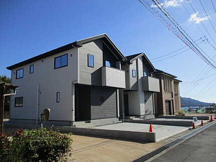 廿日市市物見西１丁目　新築一戸建ての外観