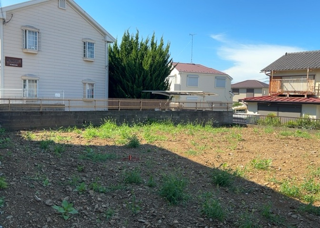 【構造・工法・仕様】 | 木造住宅とは土台、壁、柱など建築物の強度を支える構造体の材に木が使用されている構造を指します。構造体は建物の自重を支えるだけではなく風圧や水圧、積裁荷重などあらゆる衝撃に耐えるための基礎です。