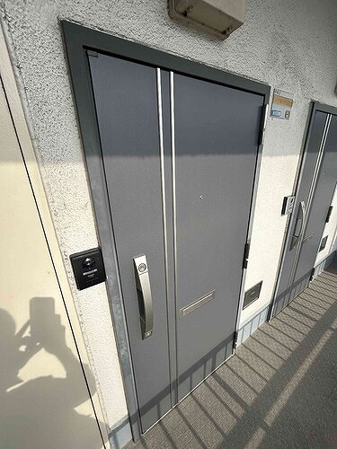 マンションヴィップ中野坂上の玄関|玄関　※2026年6月の写真