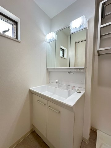 クリエオーレ一津屋Ⅱの洗面所