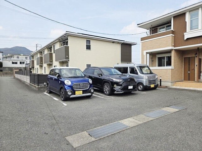 【駐車場】 | サンロジュマンＡ | カースペースがあります