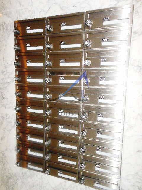 ＡＱＵＡ　ＰＲＩＭＥ　ＴＯＷＥＲ　ＯＳＨＩＡＧＥのその他共用部分|集合ポストです。