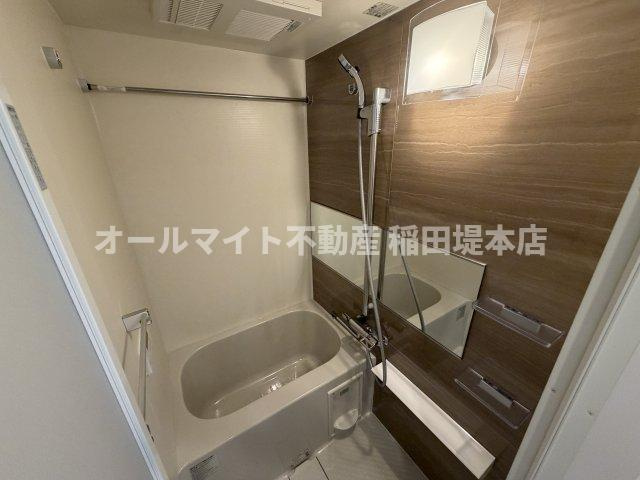 川崎市多摩区西生田２丁目の賃貸マンションの浴室
