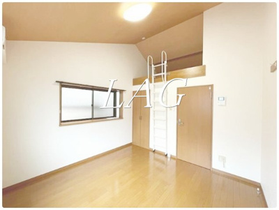 【居間・リビング】 | カールトンハウス | 洋室のお部屋です。
