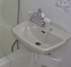 HF明大前レジデンスの洗面所