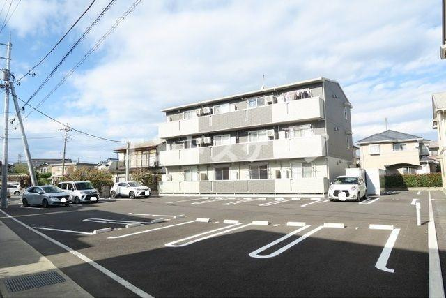 サンヒルズＳの駐車場|高崎、前橋のお部屋探しはエンドスケープまで！お客様の理想お聞かせ下さい♪