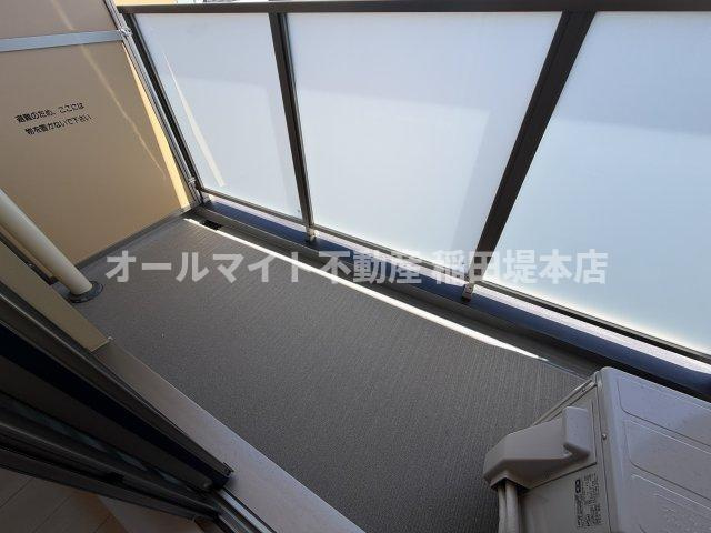 川崎市多摩区西生田２丁目の賃貸マンションのバルコニー