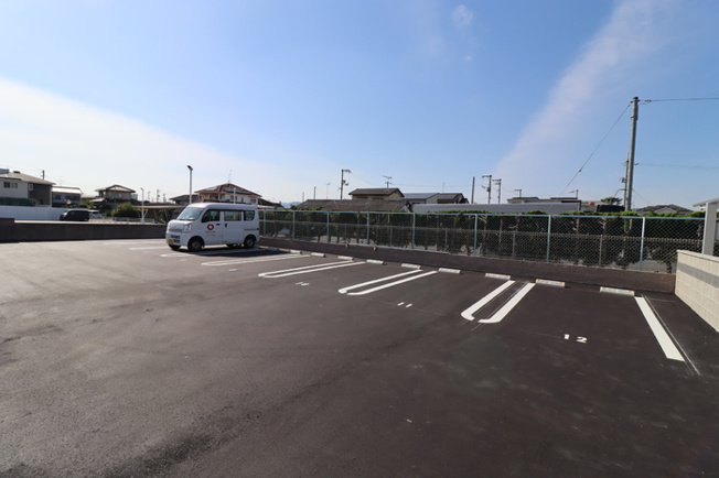 【駐車場】 | エマーブルＭ'ｃ