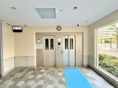 【その他共用部分】 | 大阪マリンハイツ２号館 | 各洋室に収納ございます！お部屋がスッキリ片付きますね！