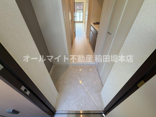 川崎市多摩区西生田２丁目の賃貸マンションの玄関