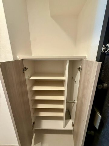 メイクス大阪鶴見の収納