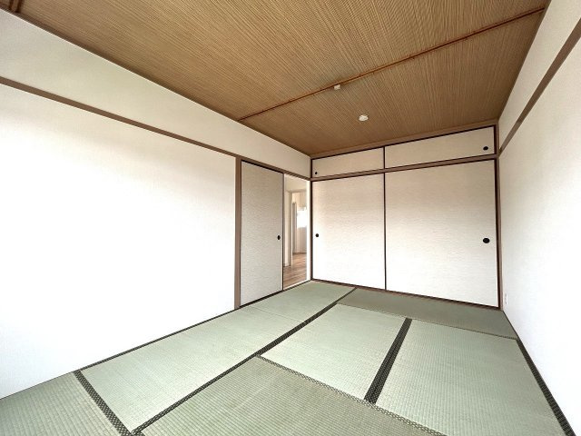 星陵台住宅 2号棟の和室|7.5帖＊畳表替え