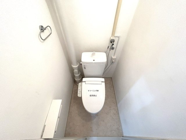 星陵台住宅 2号棟のトイレ|トイレ新調（温水洗浄便座付）