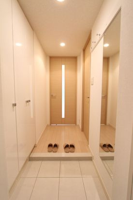 プライムアーバン用賀の玄関