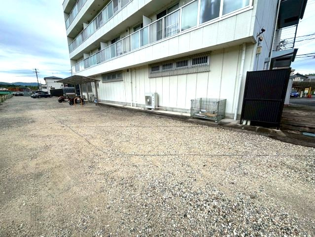Grow Goldの駐車場