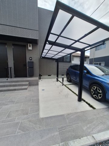 ＨＥＢＥＬ　ＭＡＩＳＯＮ　ＤＵＯの駐車場