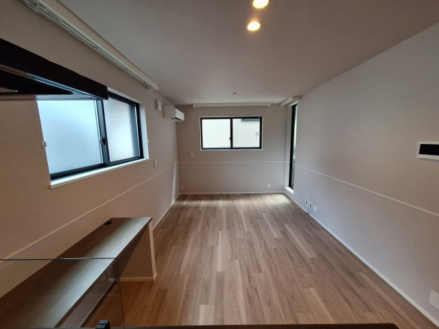 ＨＥＢＥＬ　ＭＡＩＳＯＮ　ＤＵＯの居間・リビング