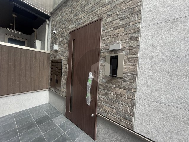 フジパレス東花園駅北2番館のエントランス