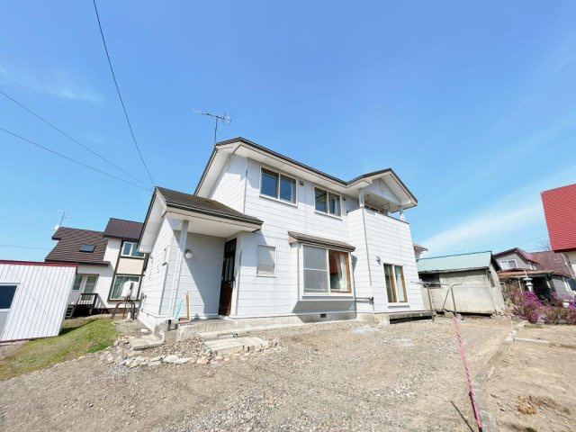 池田町旭町2丁目　リフォーム物件（リフォーム中）