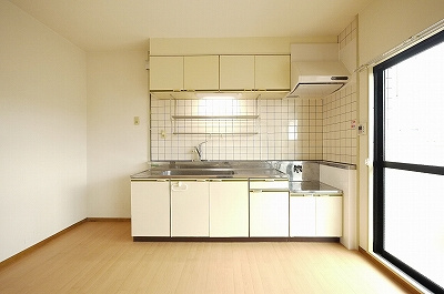 レジデンス平福のキッチン|※写真は別の部屋のものです。