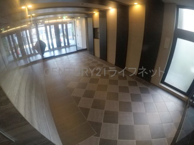 【ロビー】 | ファステート江坂ランウェイ