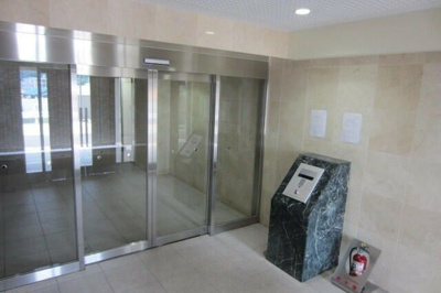 【エントランス】 | ジュールミエール | ☆オートロック完備☆