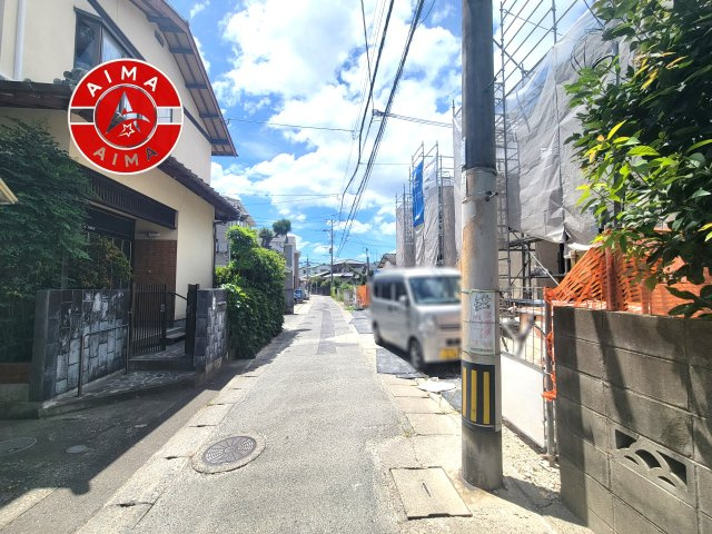 福岡市南区曰佐3丁目第1-4棟（1号棟）の外観|前面道路含む現地の写真です。
