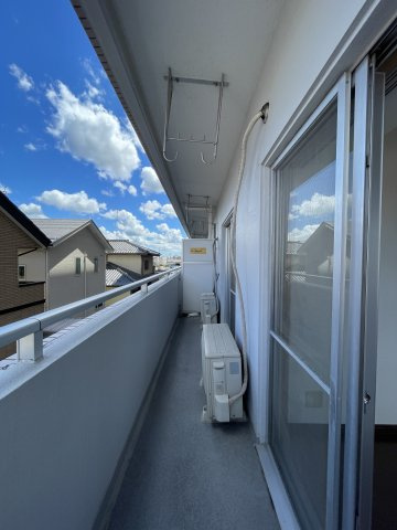 中古マンション　郡山ダイカンプラザ　橘小学校・第三中学校のバルコニー|陽当たり良好なバルコニー！