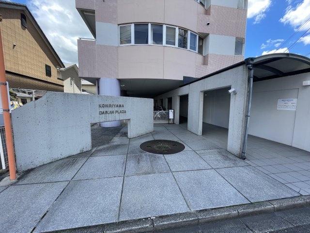 中古マンション　郡山ダイカンプラザ　橘小学校・第三中学校のエントランス