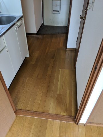 メゾンド蔵の玄関