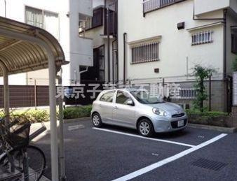 デュオステージ後楽園の駐車場