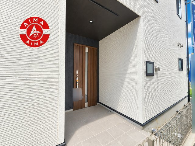 福岡市南区曰佐3丁目第1-4棟（2号棟）の外観：施工例|おでかけの時も帰った時も、「我が家」を最初に感じでもらえる素敵な空間に。