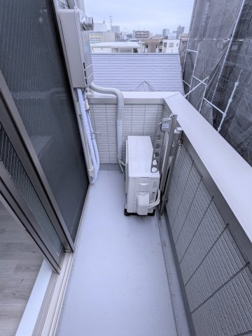 エムシティ戸田のバルコニー