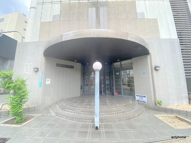 メロディーハイム夕陽丘　仲介手数料無料のエントランス
