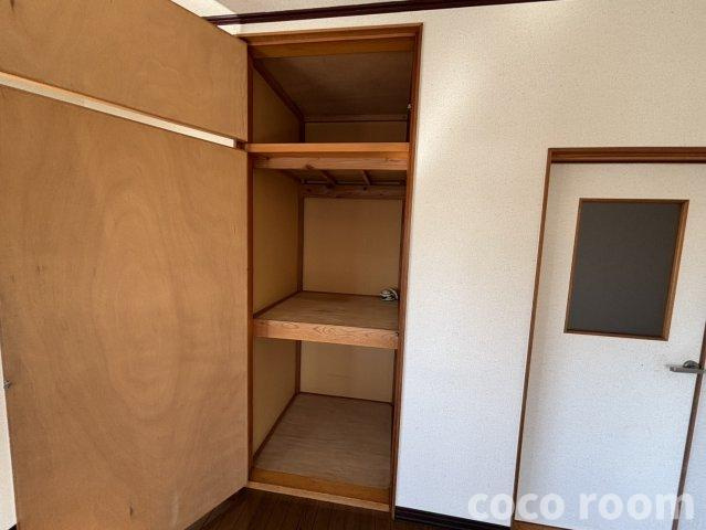 弐番館青木の収納