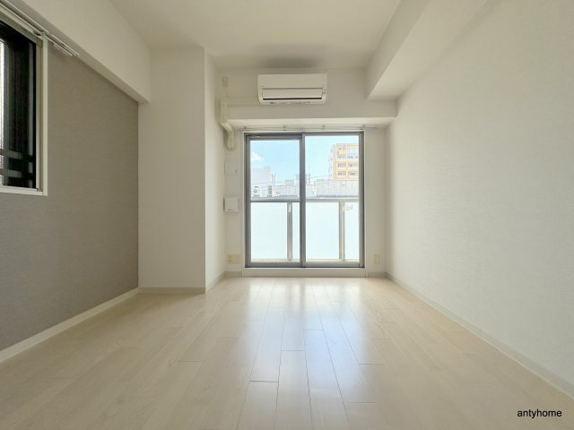 ルクレ難波　仲介手数料無料の寝室