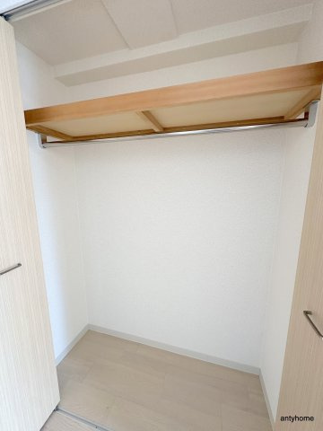 ルクレ難波　仲介手数料無料の収納
