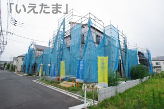 【外観】 | 【仲介手数料無料！！】立川市若葉町3丁目　新築戸建て（全10棟）10号棟　5090万円 | 令和８年８月３日撮影　建築中