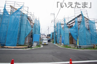 【前面道路含む現地写真】 | 【仲介手数料無料！！】立川市若葉町3丁目　新築戸建て（全10棟）10号棟　5090万円 | 令和８年８月３日撮影　建築中