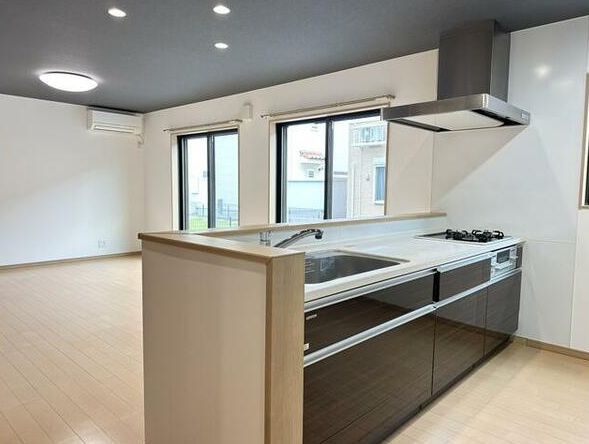 下野市仁良川　戸建のキッチン