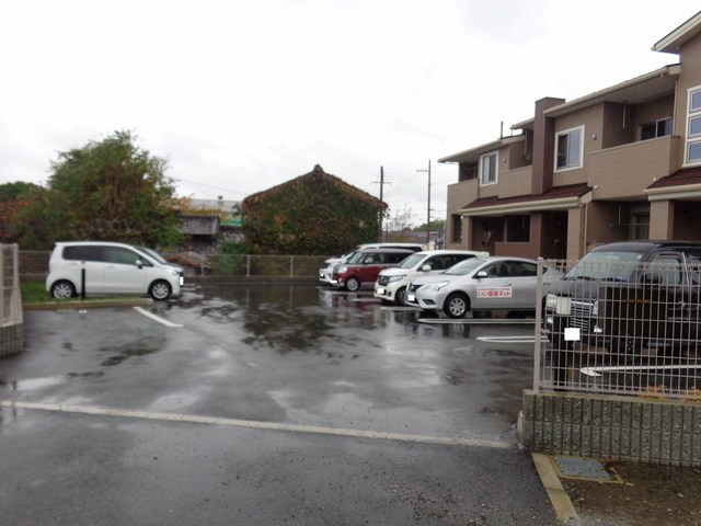 リバービサイドの駐車場