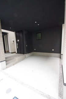 【駐車場】 | 立川市錦町4丁目　新築戸建て（全2棟）2号棟　6299万円 | ビルトインガレージ