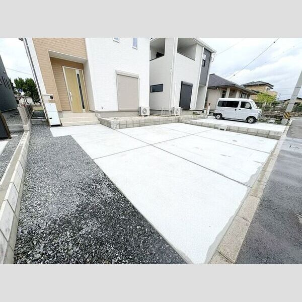 マイホームネクスト北野町今山の駐車場|駐車場完備です