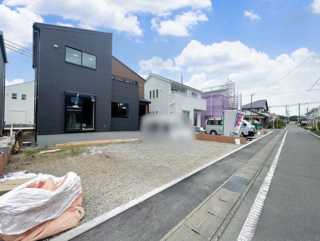 【前面道路含む現地写真】 | 高崎市新町　新築住宅
